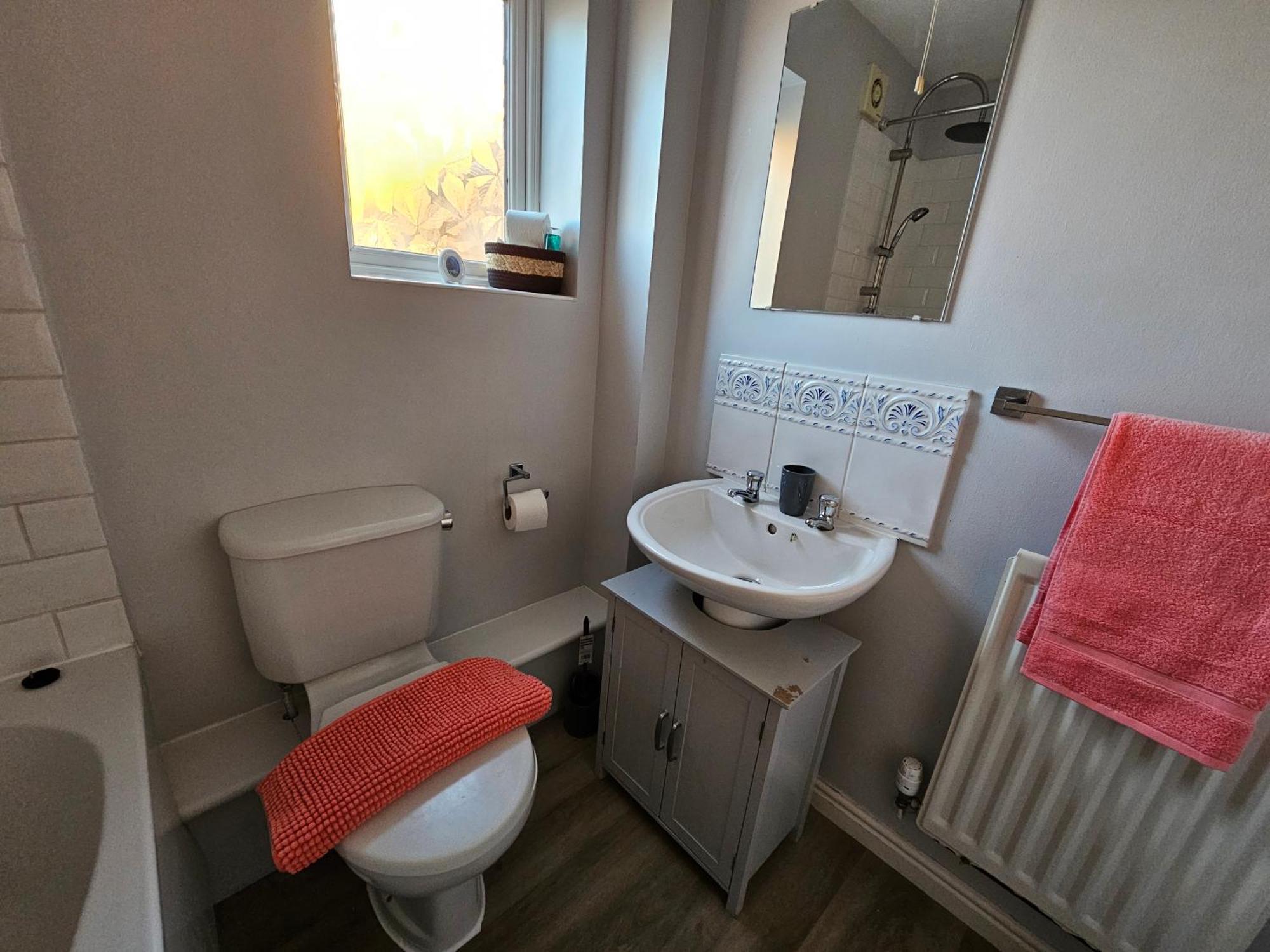 Sigerson House Long Sleep 5 Free Parking Holiday home